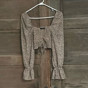 HESPERUS LONG SLEEVE ANIMAL PRINT‎ CROPPED  TOP SIZE MEDIUM